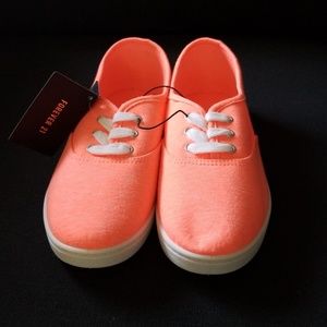 Neon pink sz. 8 tennis shoes